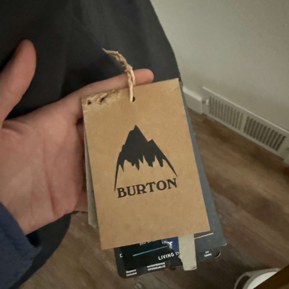 Burton Jet Set Jacket in True Heather Black NWT - Picture 4 of 5